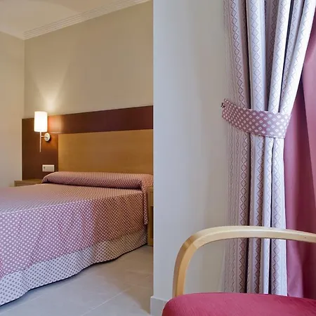 Hotel Canelas 4*