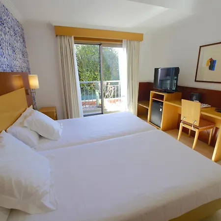 Hotel Canelas 4*
