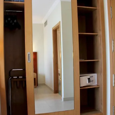 Canelas Hotel