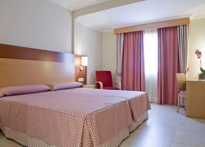 Ξενοδοχείο Canelas 4*